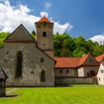 Świętokrzyskie uzdrowiska: historia i oferta dla turystów